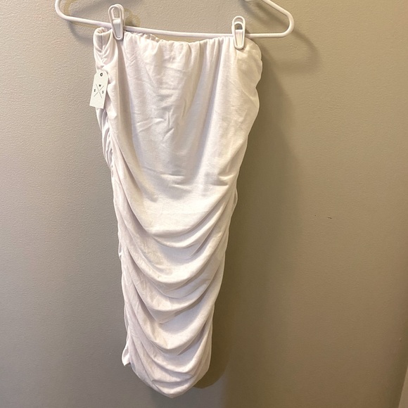 Streetwear Society Solid ruched tube dress - Picture 1 of 4